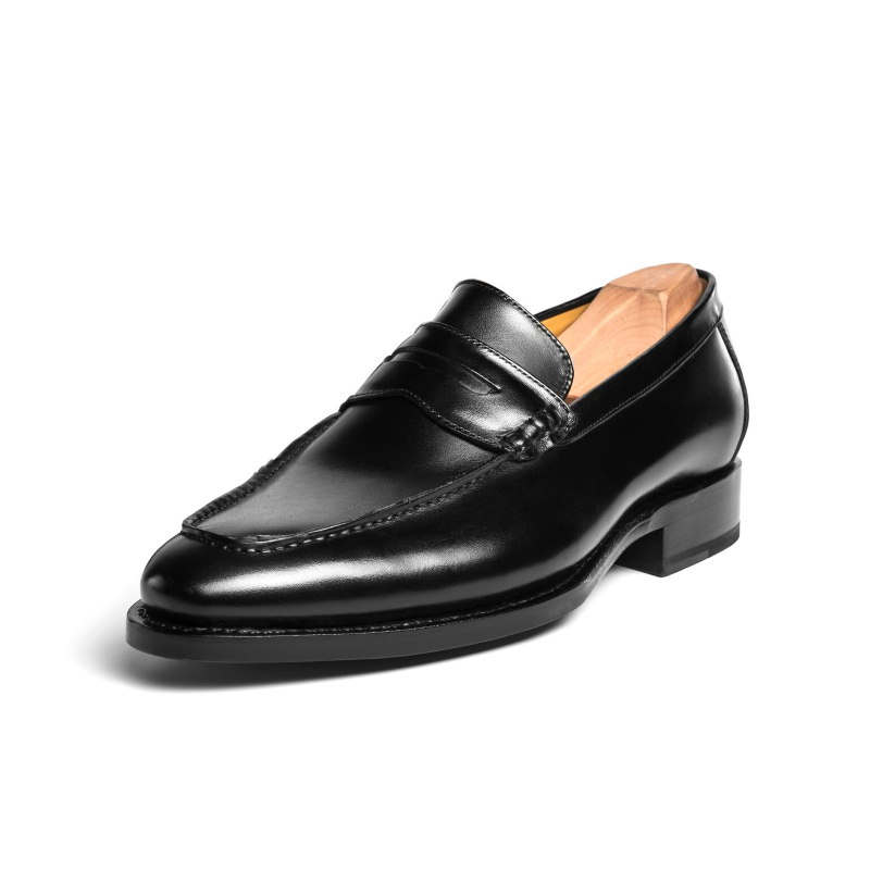 Ugo Vasare Albert Apron Toe Shoes Black Image