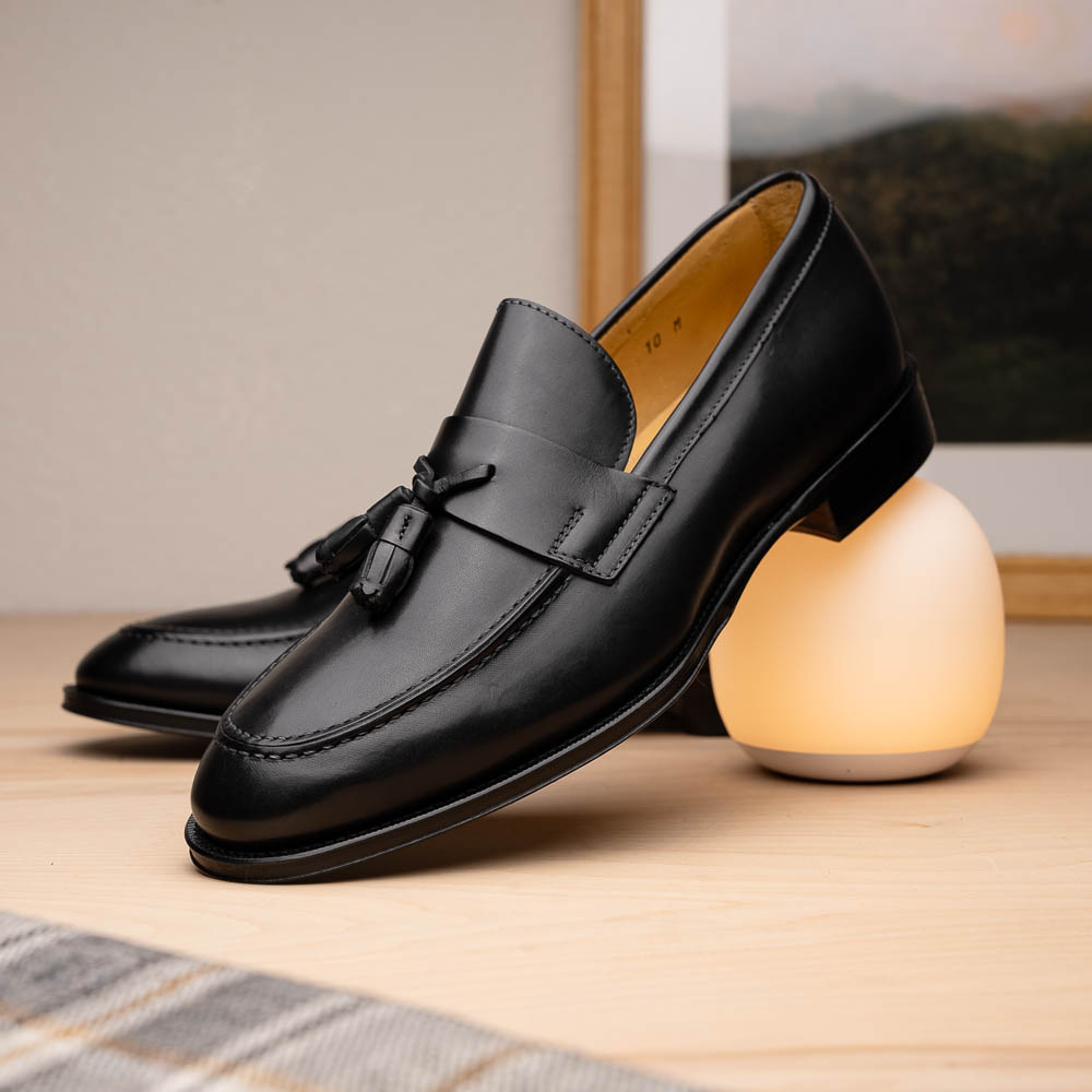 Zelli Como Calfskin Tassel Loafers Black | MensDesignerShoe.com