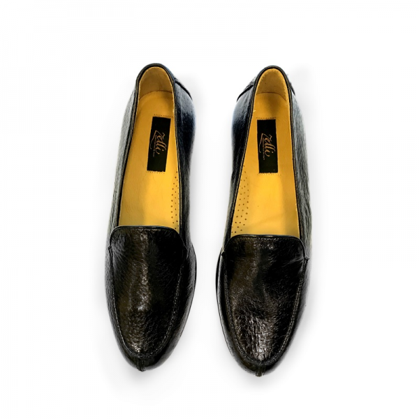 Zelli Como Peccary Split Toe Slip On in Black
