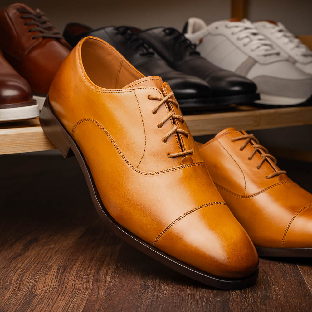 Allen Edmonds Siena Leather Cap Stitch Oxford Dress Shoe Walnut