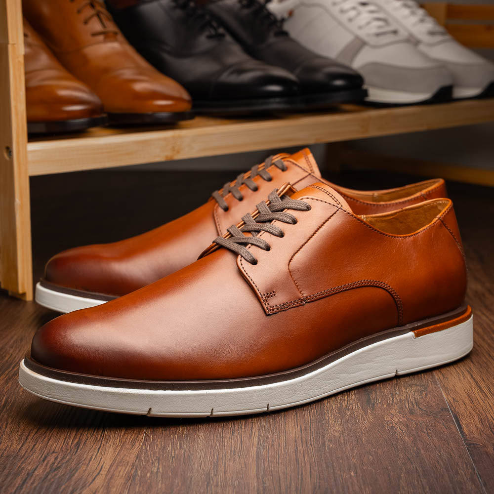 Allen Edmonds Carson Leather Lace-up Hybrid Derby Chili (6839