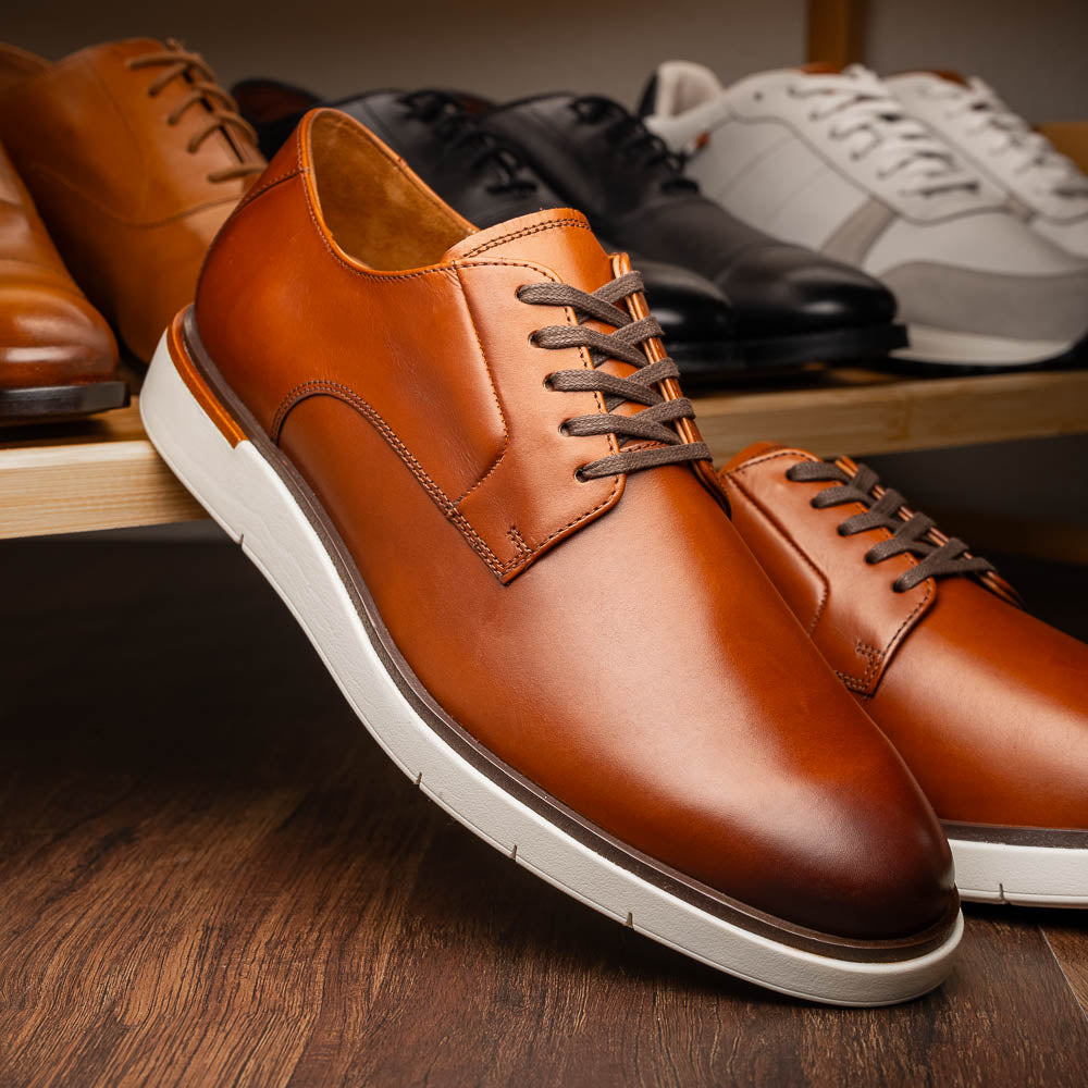 Allen Edmonds Carson Leather Lace-up Hybrid Derby Chili (6839