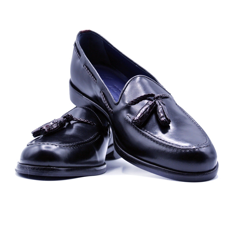 Zelli Calfskin & Crocodile Tassel Loafer Black / Burg