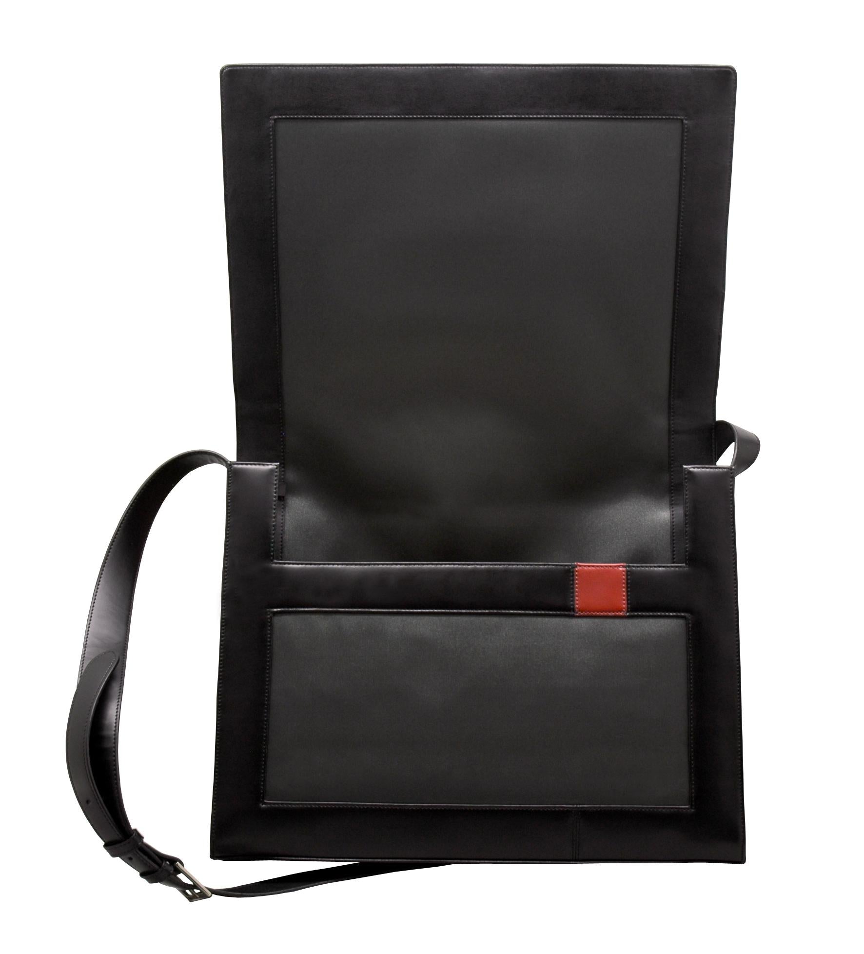 Aaron Irvin Microfiber Messenger Bag