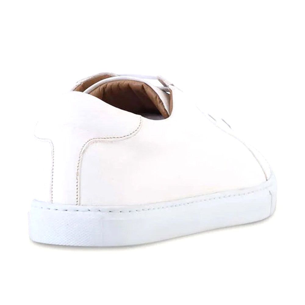 Ace Marks Wayne Travel Sneaker In White Buffalo