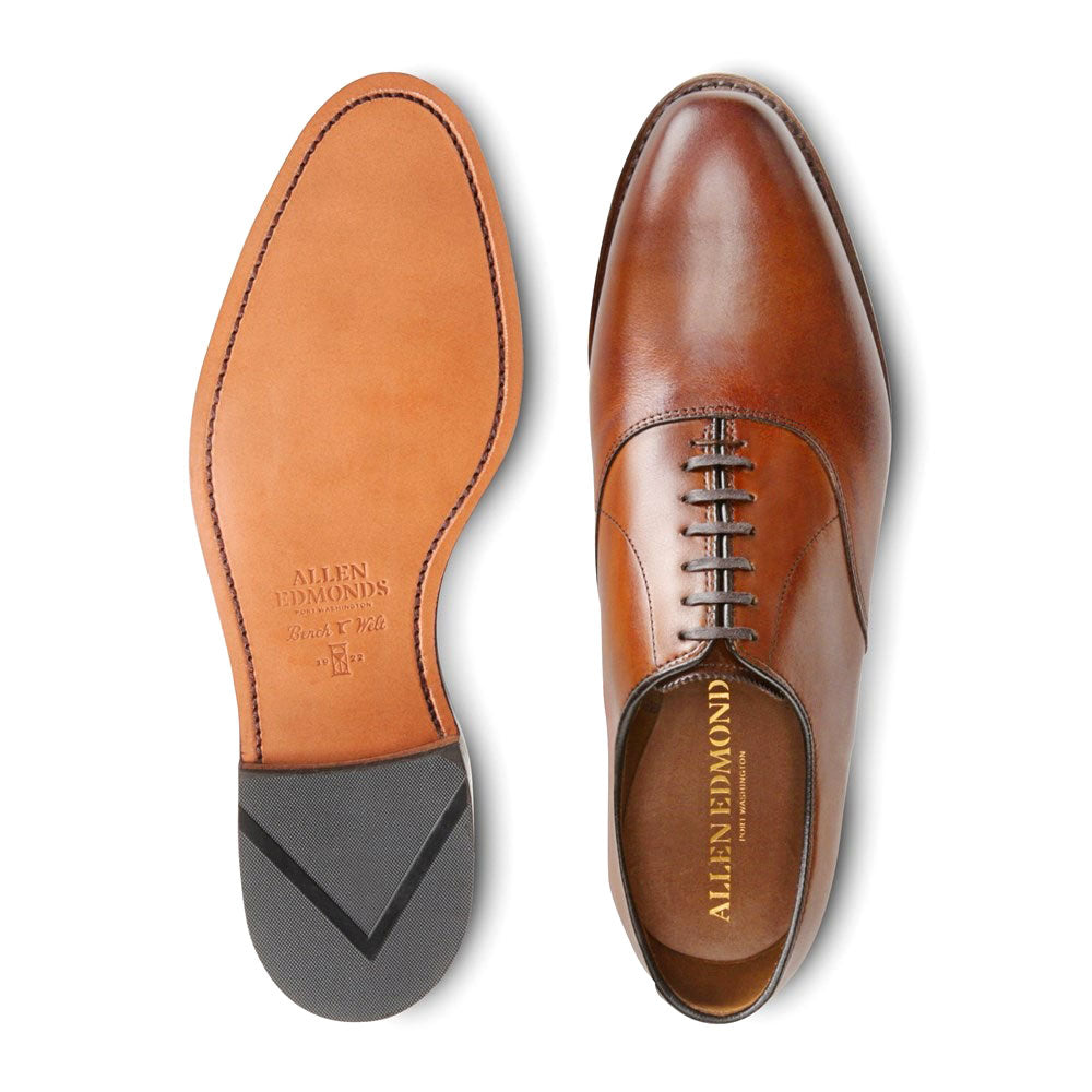 Allen Edmonds Carlyle Plain-toe Oxford Dress Shoe Walnut Brown (8832)