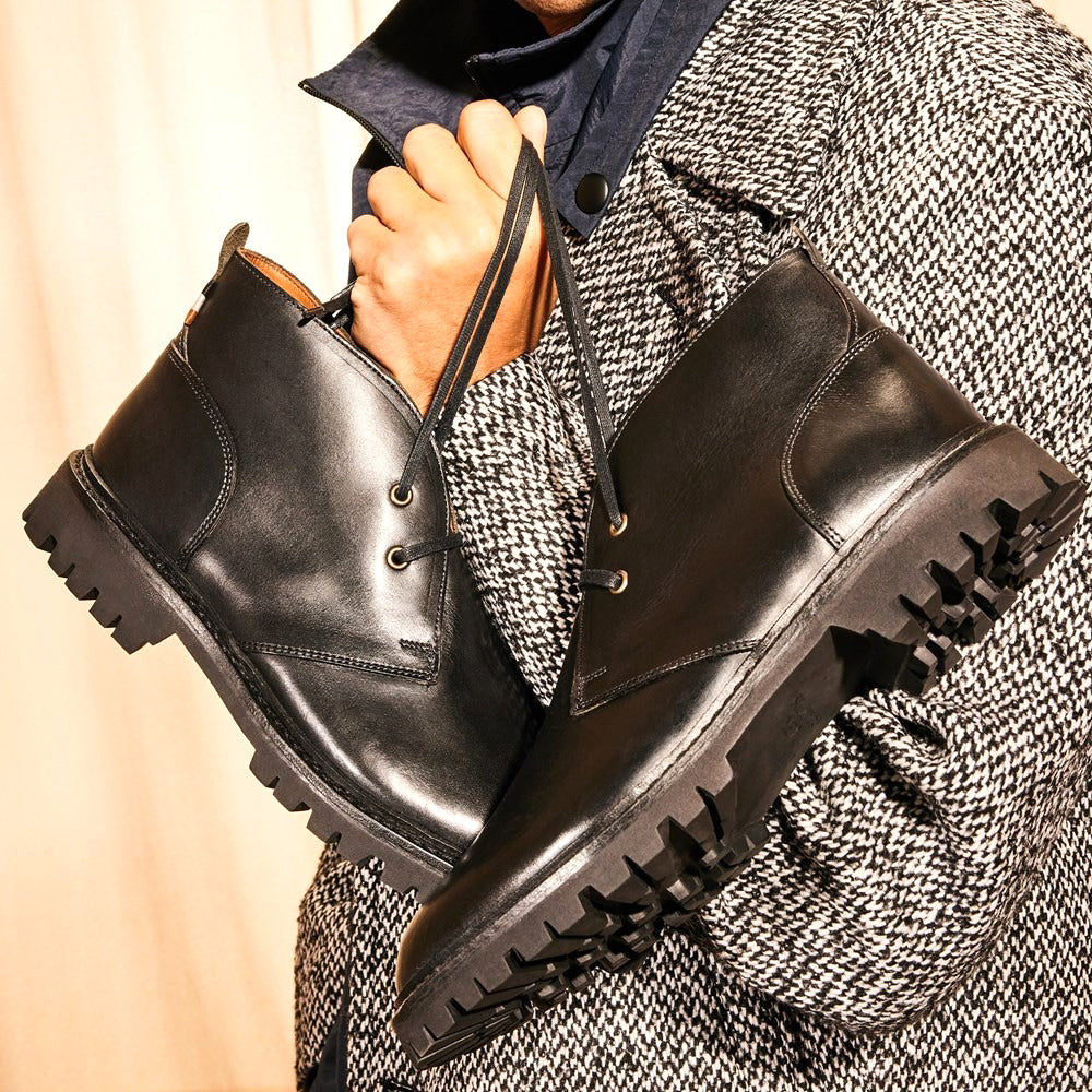 Allen Edmonds Chandler Leather Lug Chukka Boots Black (7553)