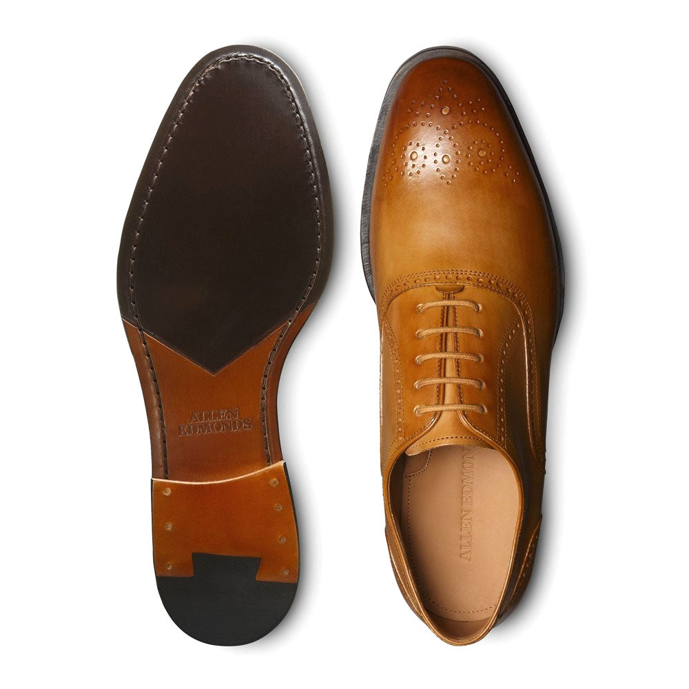 Allen Edmonds Siena Medallion Oxford Dress Shoe Walnut (5700)