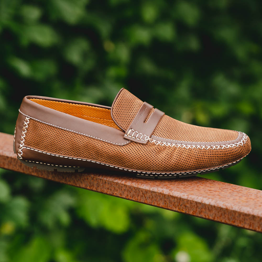 Moreschi Bahamas Perforated Nubuck Driving Loafers Brown