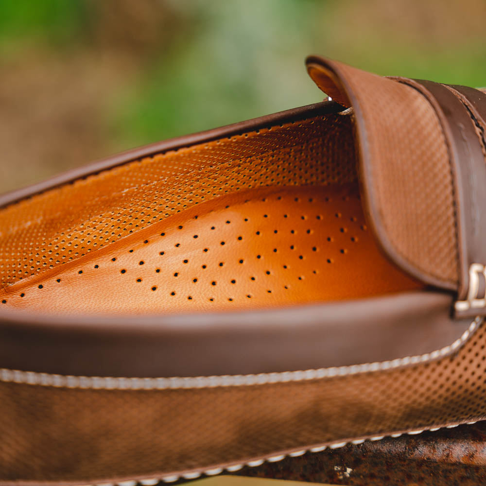 Moreschi Bahamas Perforated Nubuck Driving Loafers Brown