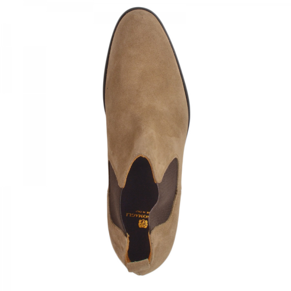 Bruno Magli Giacomo Suede Chukka Boots Sand