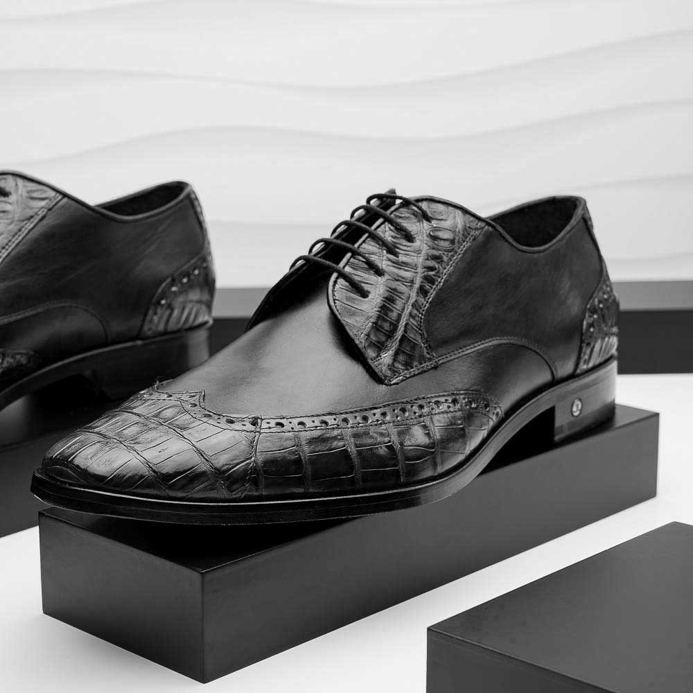 Lombardy Caiman Belly & Calfskin Wingtip Shoes Black