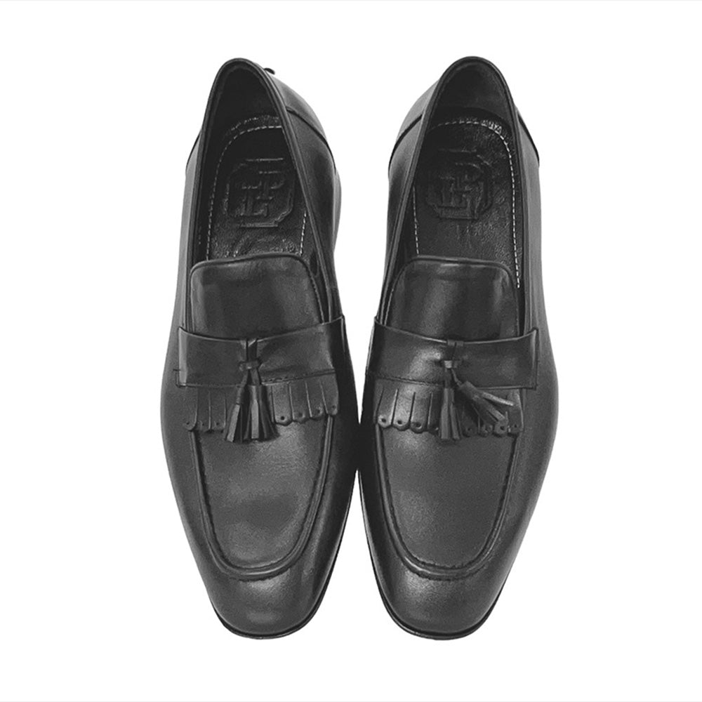 Corrente P0006-3010 Kiltie Tassel Loafers Black