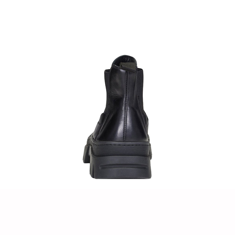 Donald Pliner Anderson Calfskin Chelsea Boots Black
