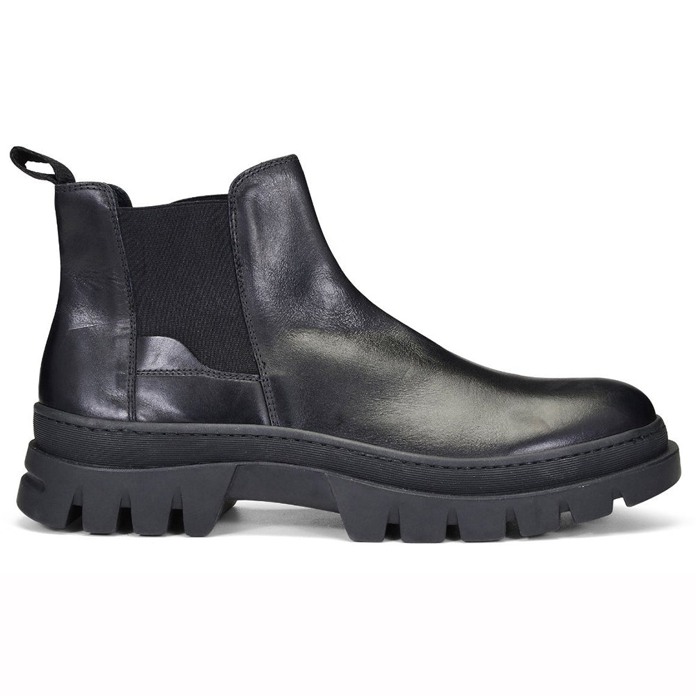 Donald Pliner Anderson Calfskin Chelsea Boots Black