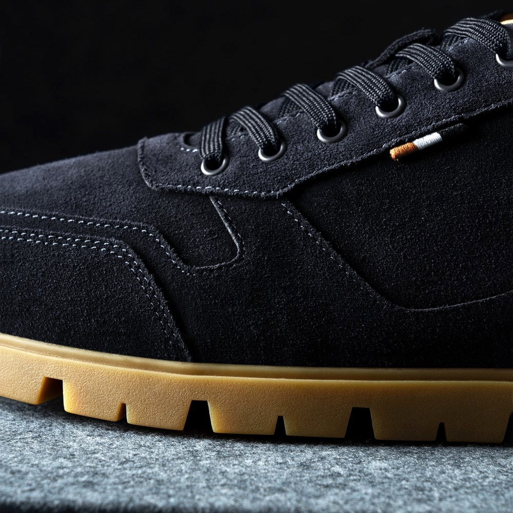 Allen Edmonds Vail Suede Lug Sneaker Navy | MensDesignerShoe.com