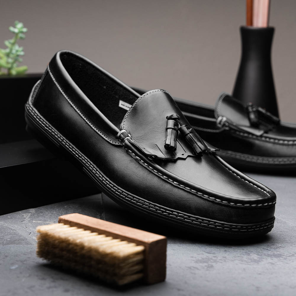 Handsewn Shoe Co. Fringe Tassel Driving Loafers Black