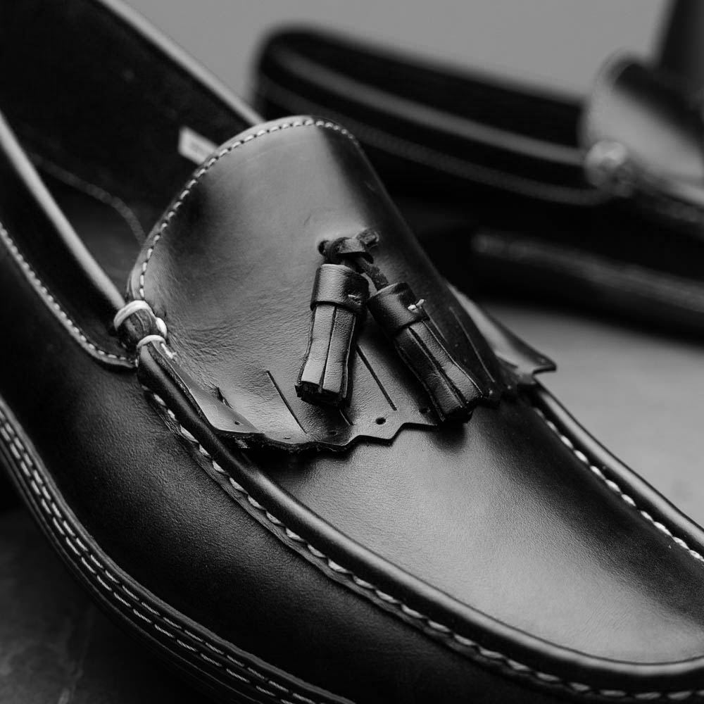 Handsewn Shoe Co. Fringe Tassel Driving Loafers Black
