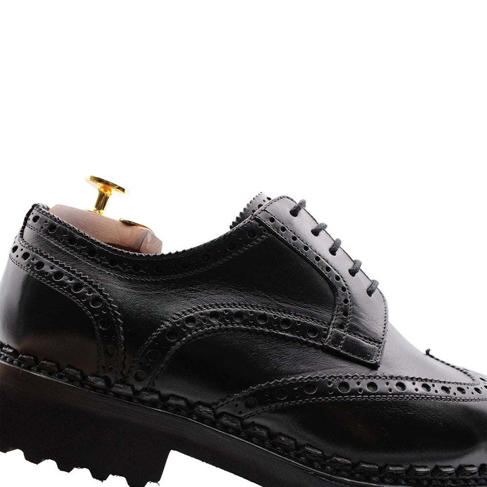 Harris Shoes 1913 Calfskin Leather Wingtip Shoes Black