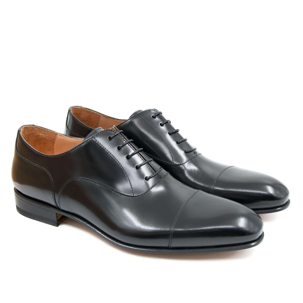 Il Gergo Cooper Cap-Toe Shoes Book Black