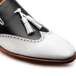 Mezlan Jucar Two-Tone Tassel Loafer Black / White (21589)