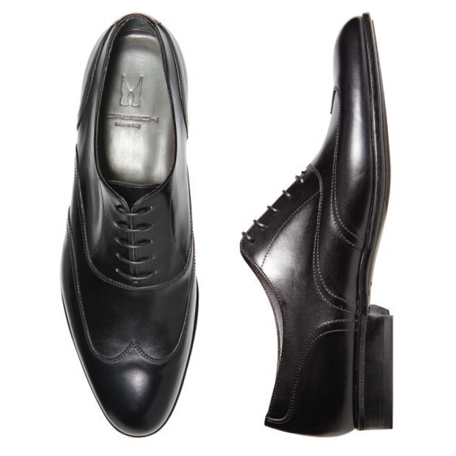 Moreschi Belfast Calfskin Wingtip Oxfords Black