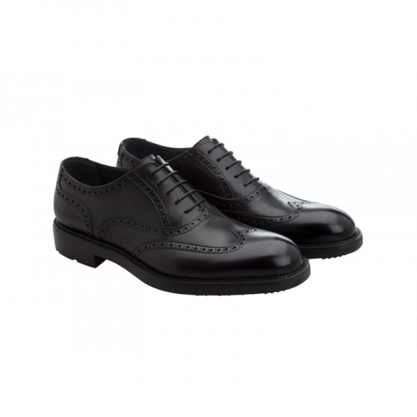 Moreschi Stoccolma Calfskin Wingtip Oxfords Black