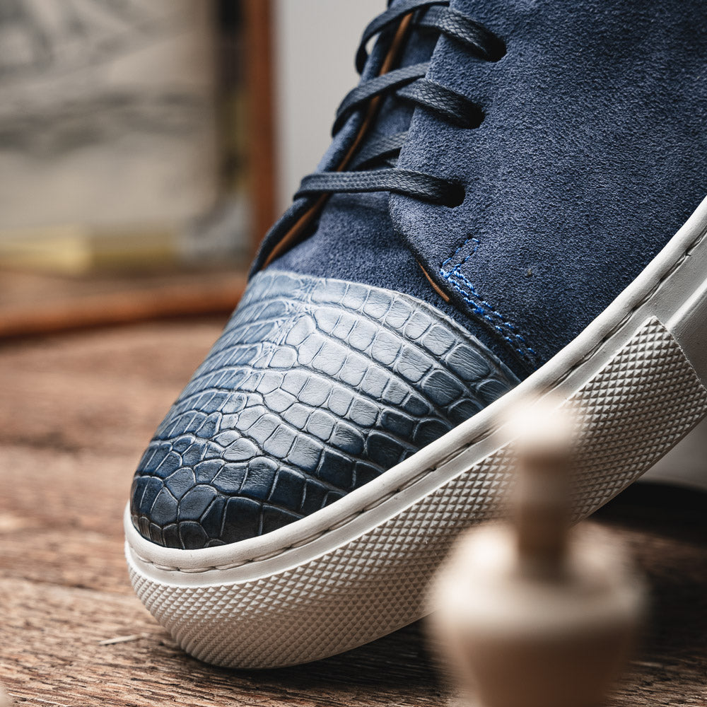 Calzoleria Toscana Q421 Crocodile & Suede Sneakers Blue