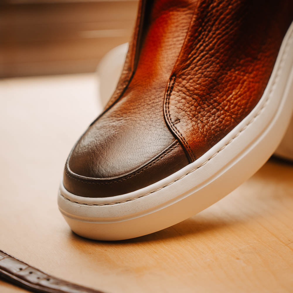 Zelli Spettacolare Pebble Grain Slip On Sneakers Cognac