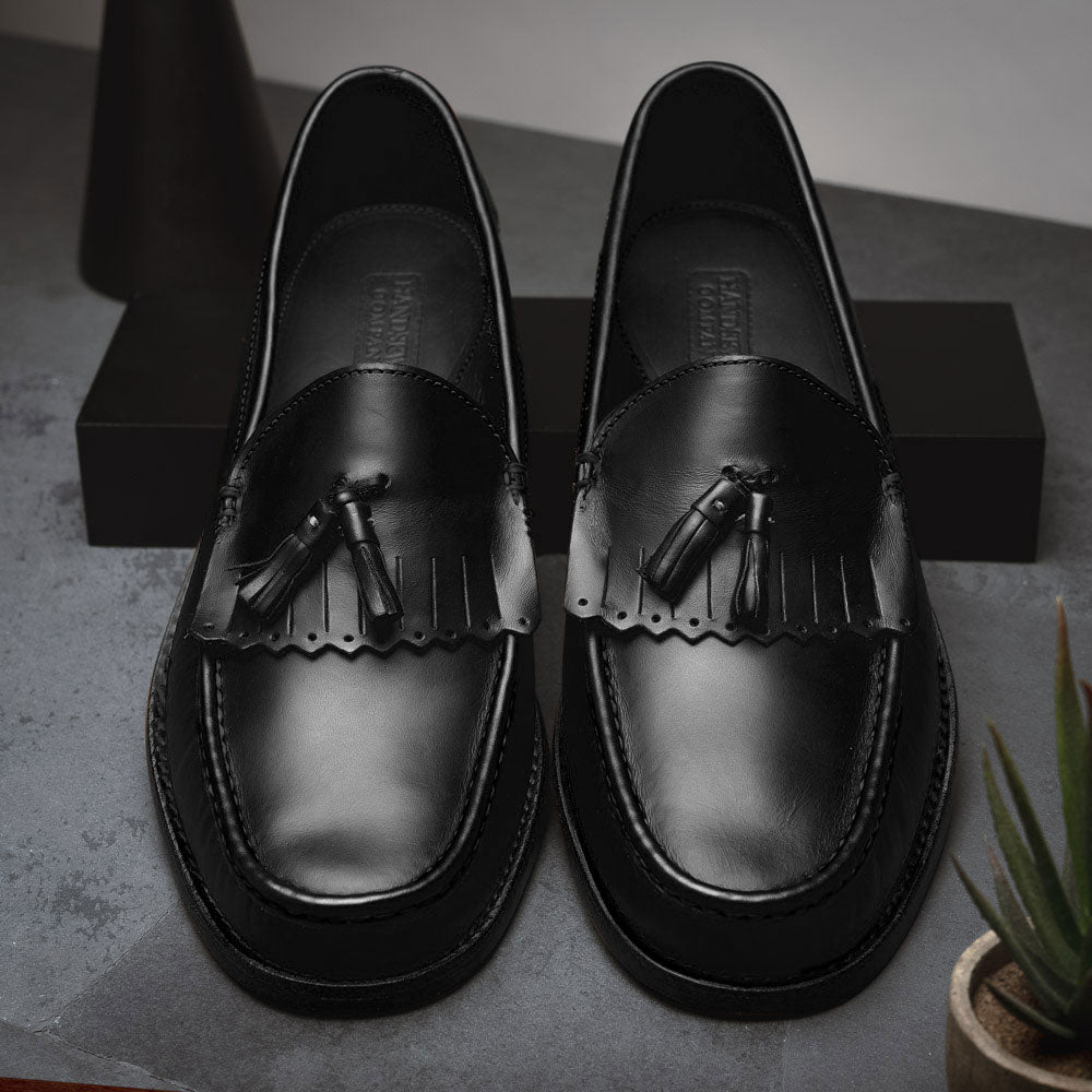 Handsewn Shoe Co. Tassel Kilt Loafer Black
