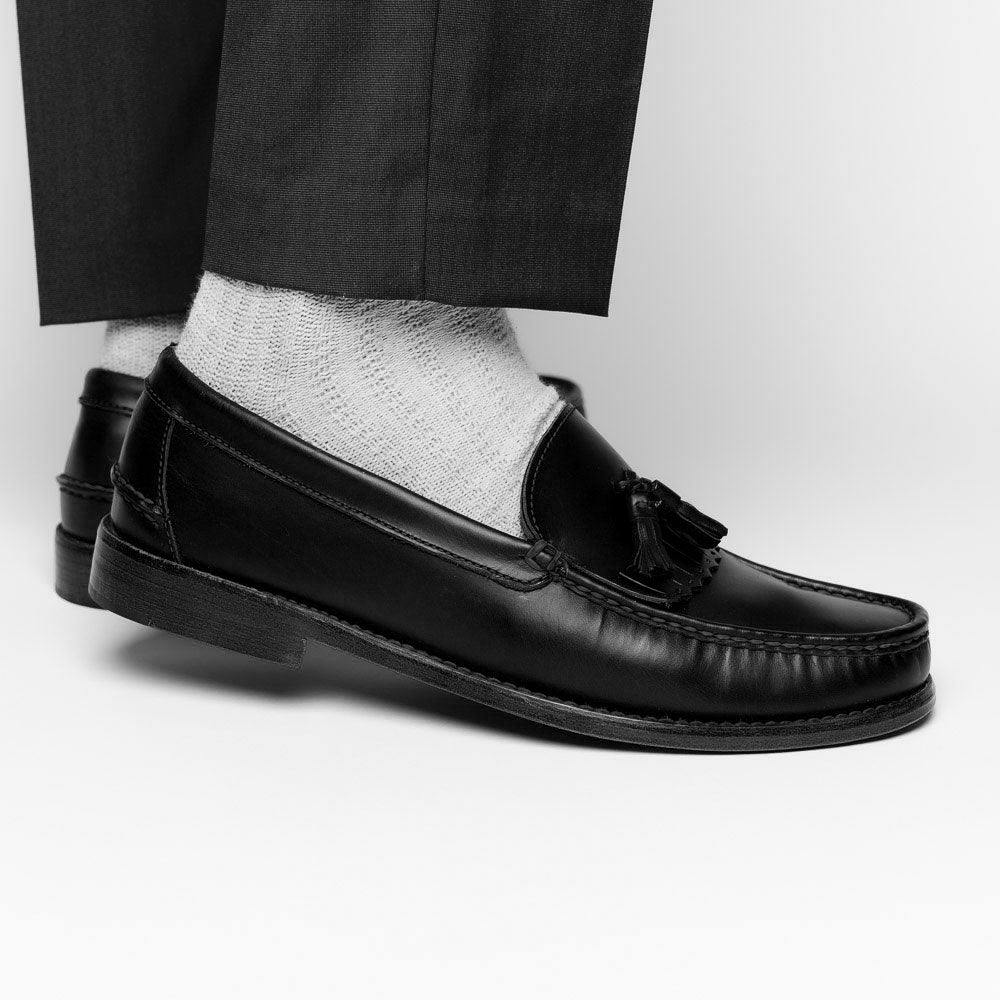 Handsewn Shoe Co. Tassel Kilt Loafer Black