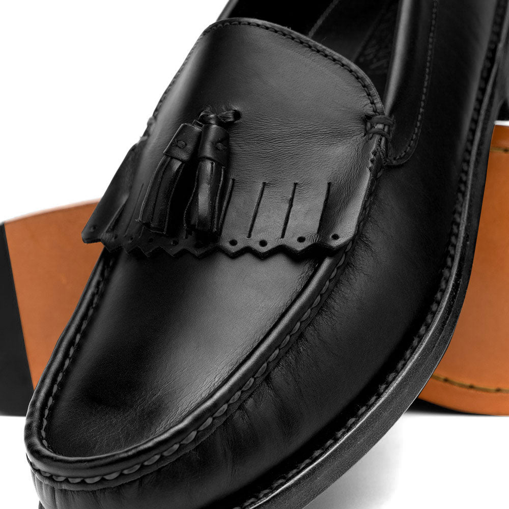 Handsewn Shoe Co. Tassel Kilt Loafer Black