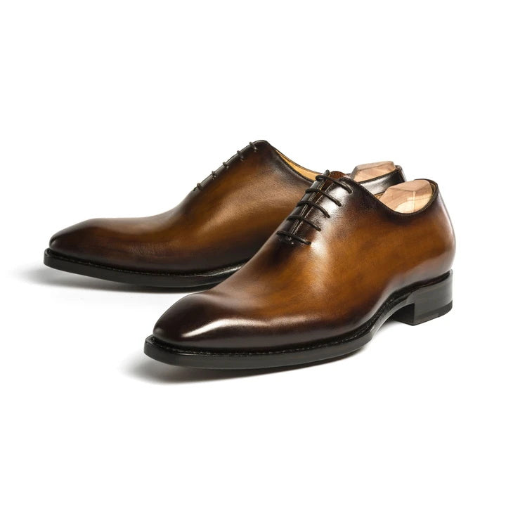 Ugo Vasare Jason Wholecut Oxfords Caramel