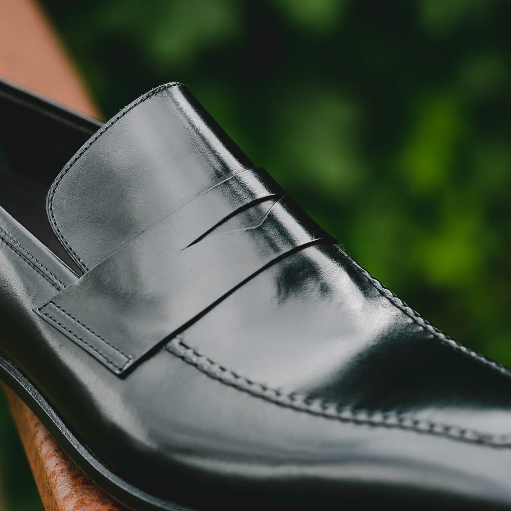 Moreschi Vancouver Apron Toe Penny Loafers Black