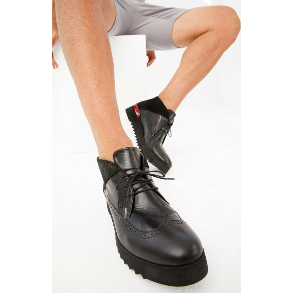 Vinci Leather The Kagan Black Wingtip Chukka Sneaker Boot (3836.58)