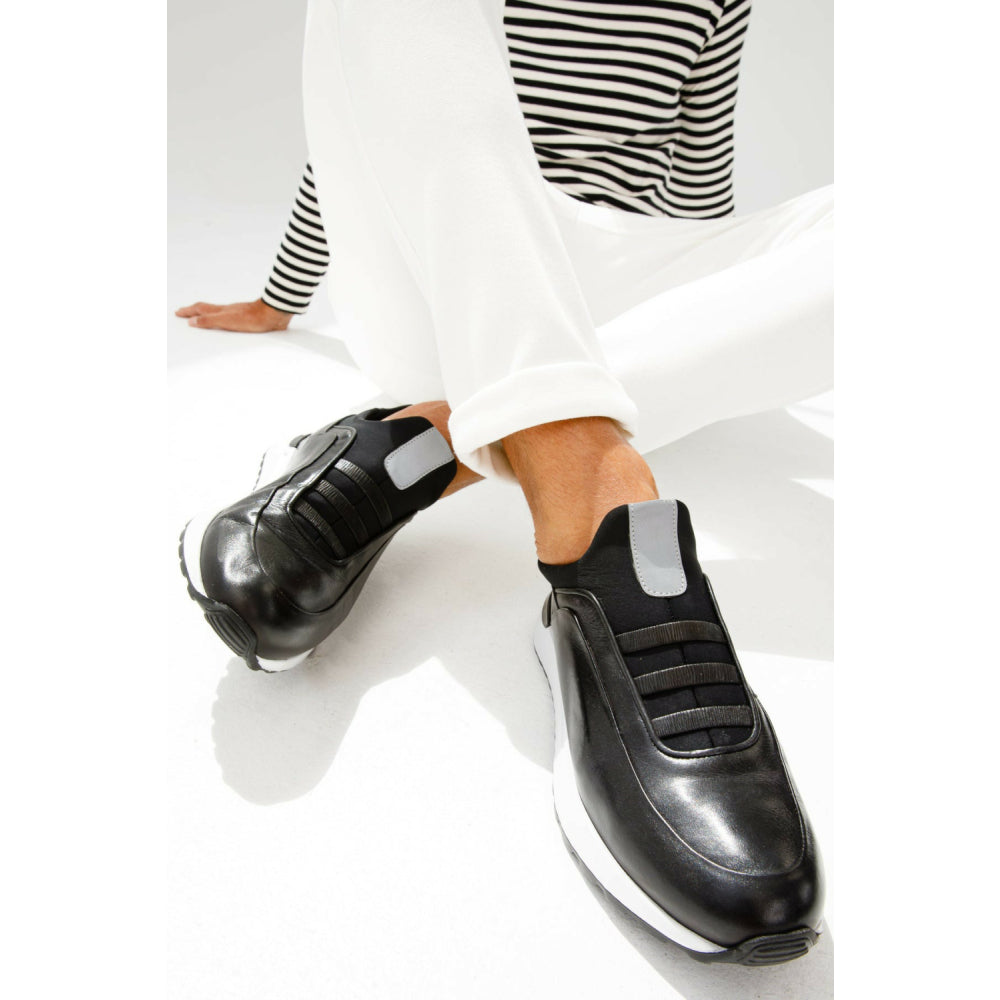 Vinci Leather The Sonoma Plain Black Leather Sneaker (D2122T)